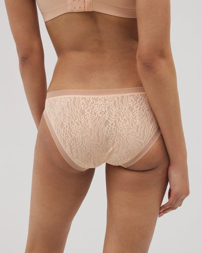 PEACH PARFAIT Soma Bikini Panty with Stretch Lace