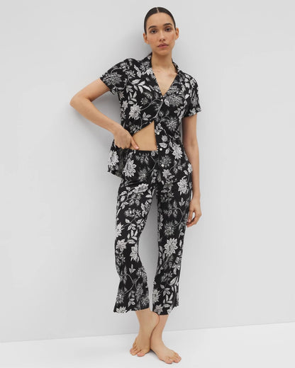 MEANDERING GARDEN BLACK Cropped Pajama Pants