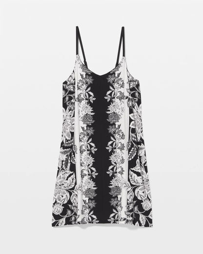 STAMPED FLORAL SCARF BLK Flyaway Chemise