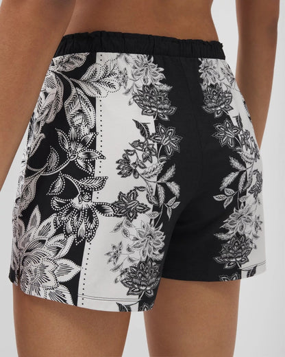 STAMPED FLORAL SCARF BLK Pajama Shorts