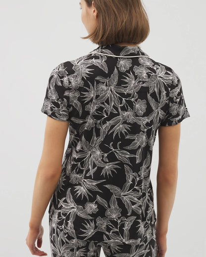 PLUMERIA BLOOMS BLK CH Piped Short Sleeve Notch Collar Pajama Top