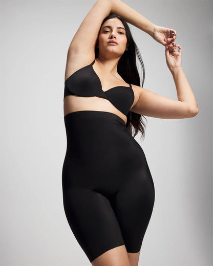 BLACK Mid Level Cooling Super High Waist Short