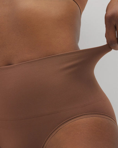 CINNAMON LATTE Mid-Level Shaping Seamless Brief