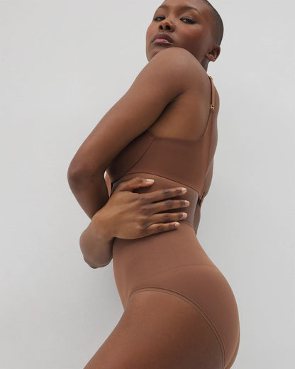 CINNAMON LATTE Mid-Level Shaping Seamless Brief