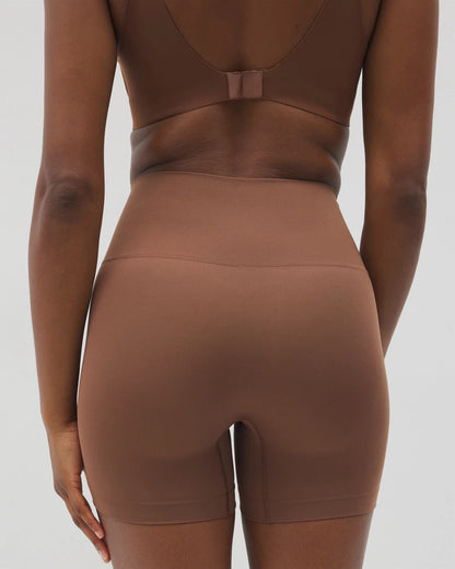 CINNAMON LATTE Mid-Level Shaping Seamless Shorts